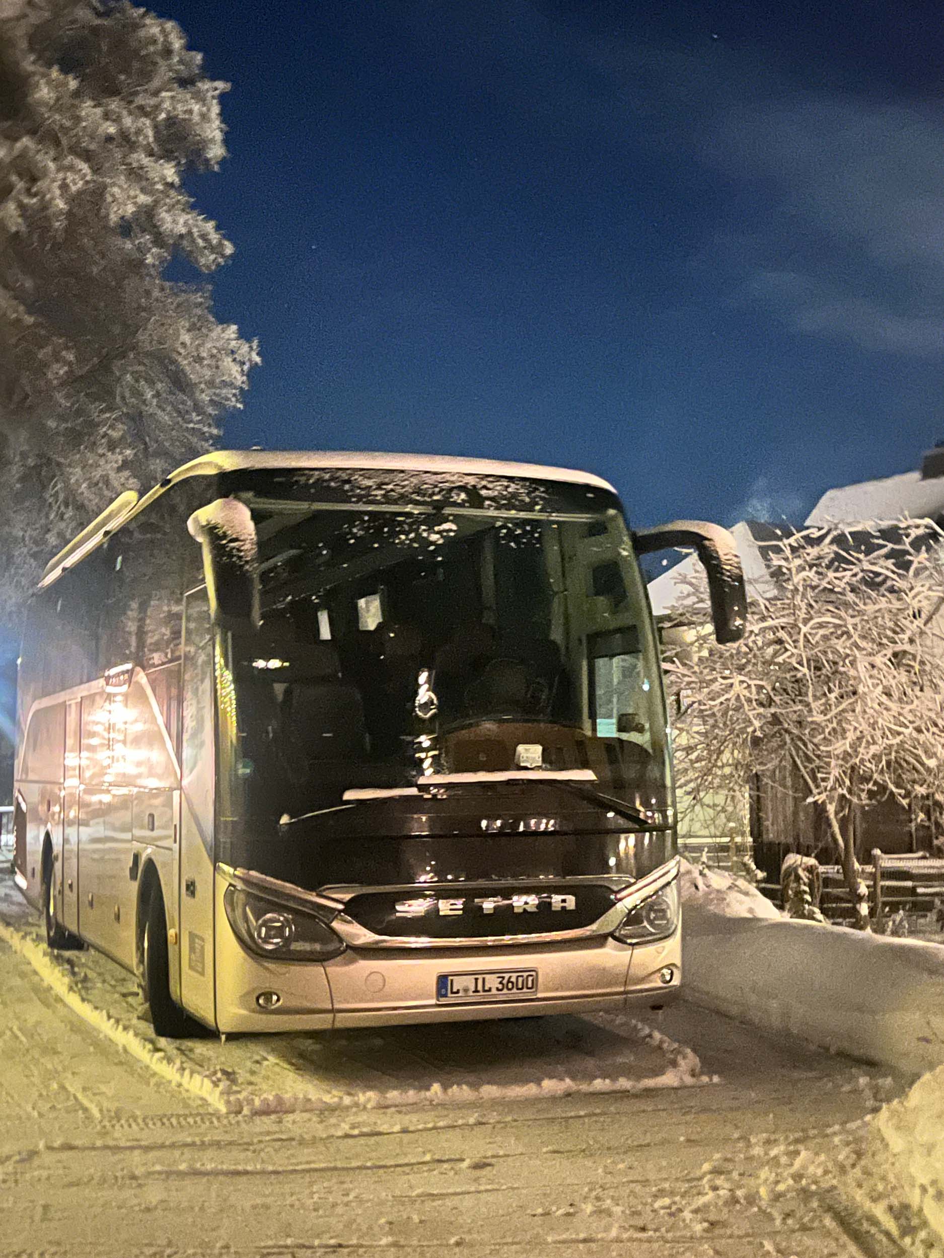 Midibus SETRA S 511 HD Reisebus au&szlig;en