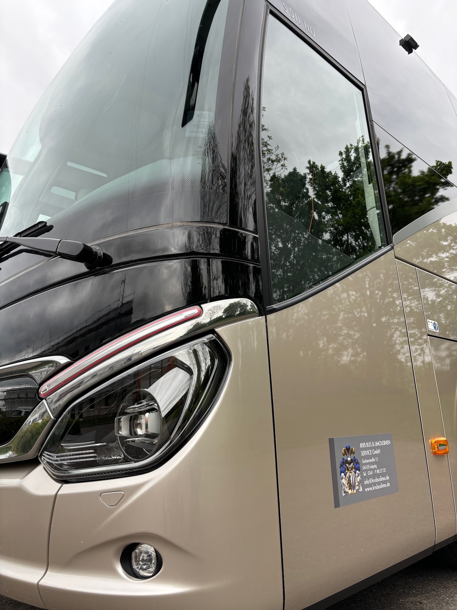 Midibus SETRA S 511 HD Reisebus au&szlig;en