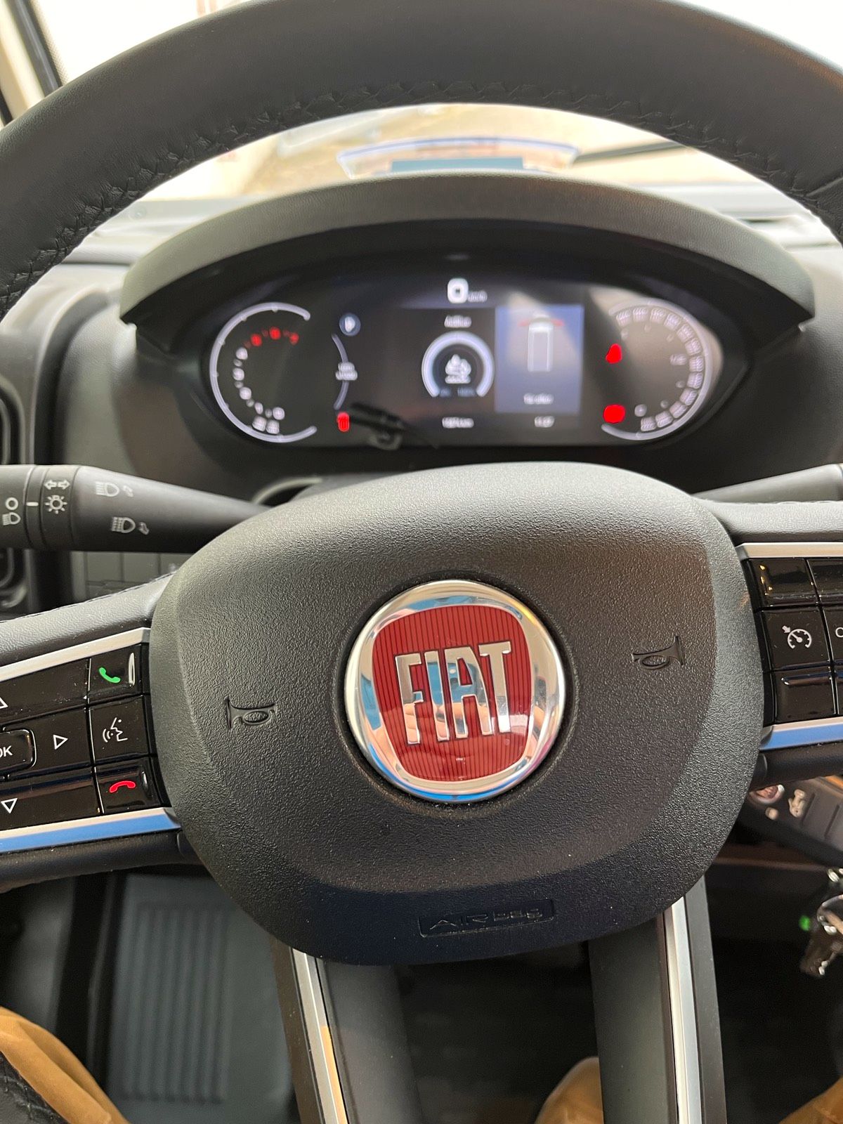 Wohnmobil Knaus 650 MEG Lenkrad